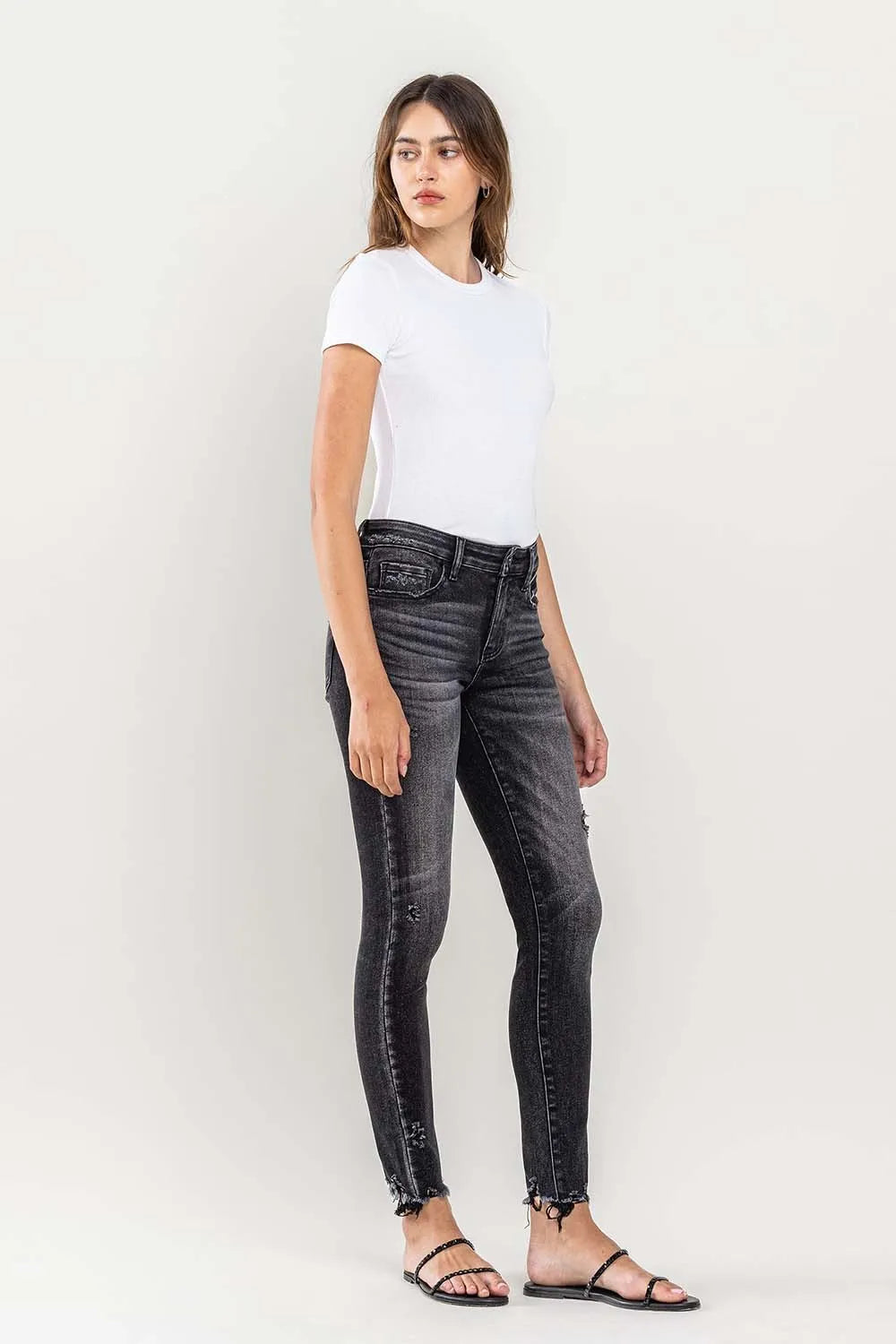 3164270f-5feb-42df-83cf-22e1e64416e2-Max
